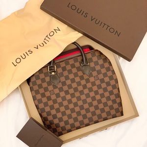 Louis Vuitton Speedy 30